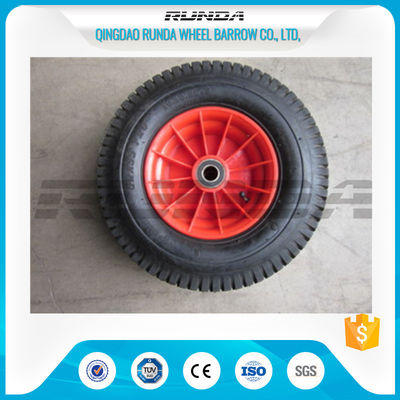 China Los PP bordean el color rojo de las ruedas resistentes del caucho, 2PR todo el OEM de las ruedas del echador del terreno proveedor